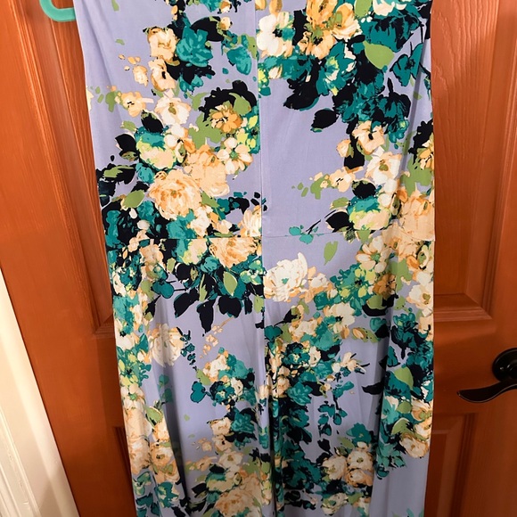 New London Times Floral Maxi Dress - lilac and Green - Picture 4 of 5